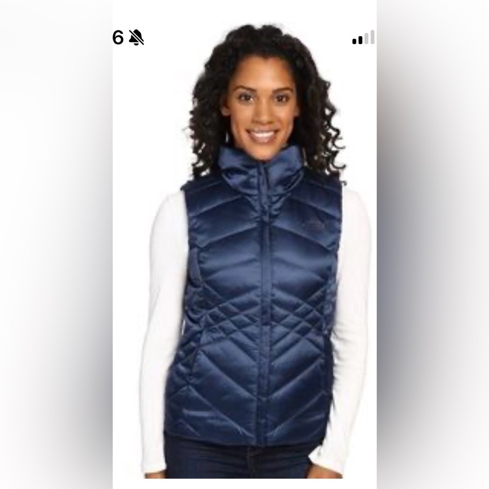 NWOT The North Face Anconcagua Puffer Vest in Navy Blue
